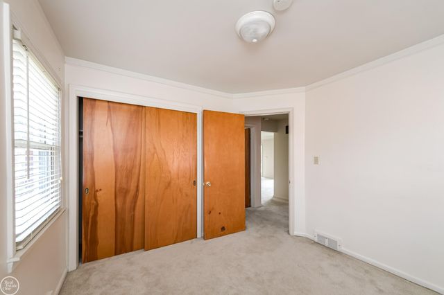 20313 Alger Street, Saint Clair Shores, MI 48080