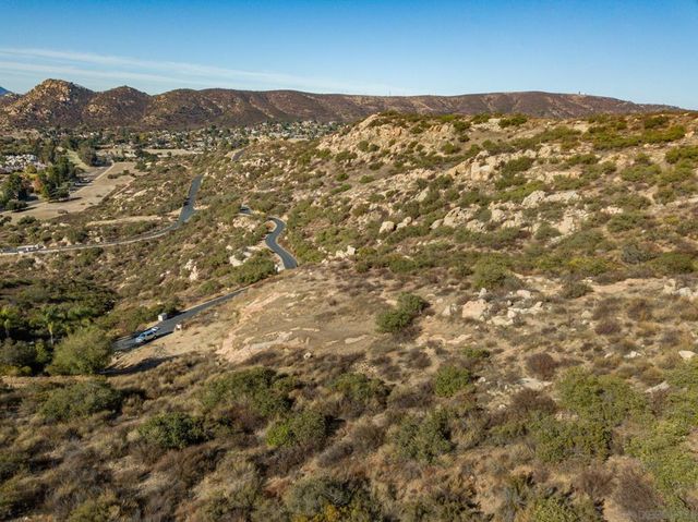 Camino Arriba, Ramona, CA 92065