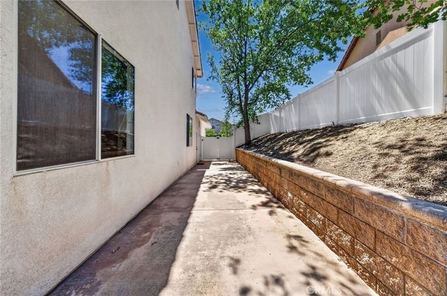 39977 Chalon Court, Temecula, CA 92591