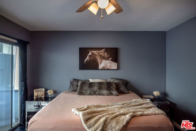 7259 Hillside Avenue 202, Los Angeles, CA 90046