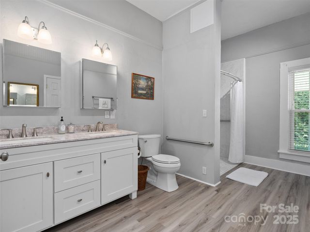 4739 Old Clyde Road, Clyde, NC 28721