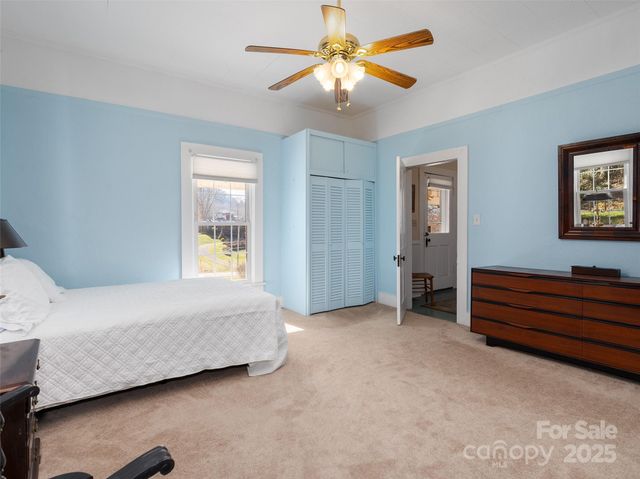 4739 Old Clyde Road, Clyde, NC 28721