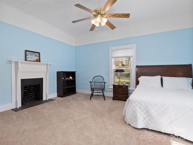 4739 Old Clyde Road, Clyde, NC 28721