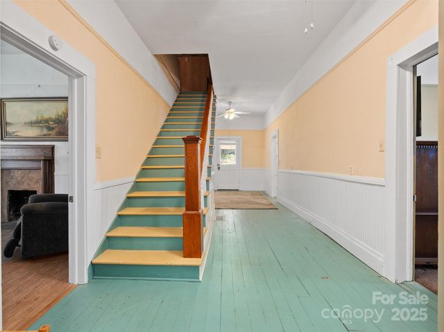 4739 Old Clyde Road, Clyde, NC 28721