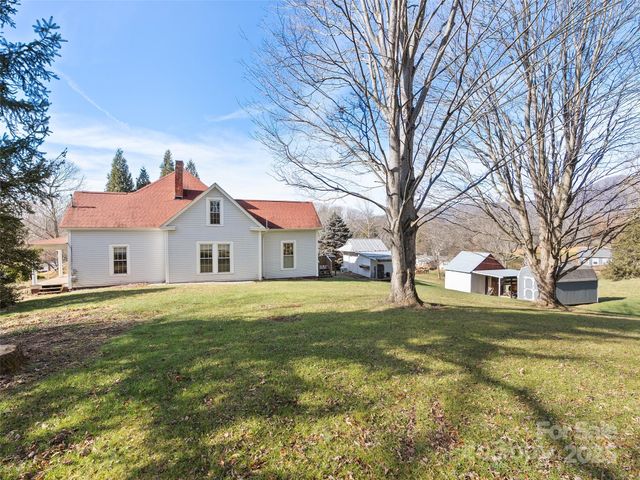 4739 Old Clyde Road, Clyde, NC 28721