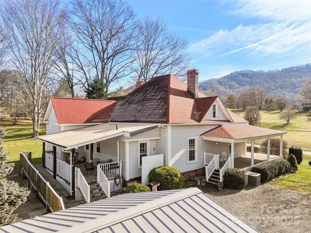 4739 Old Clyde Road, Clyde, NC 28721