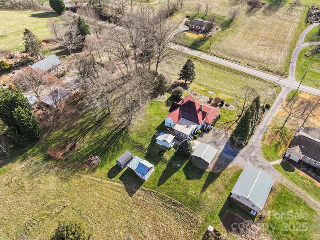 4739 Old Clyde Road, Clyde, NC 28721