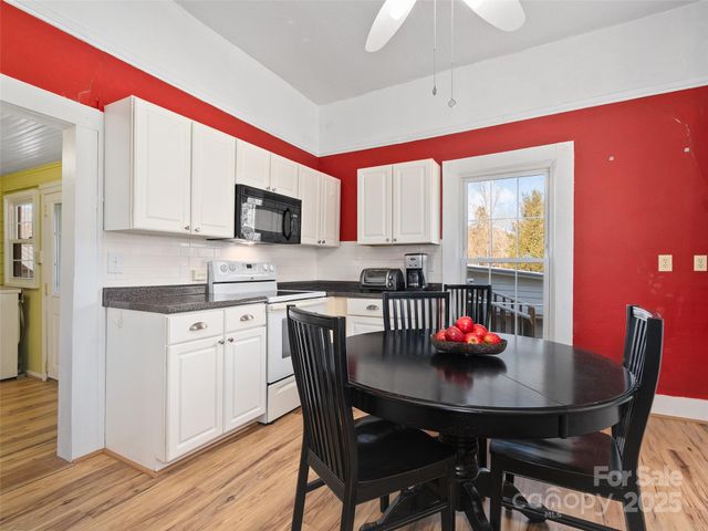 4739 Old Clyde Road, Clyde, NC 28721