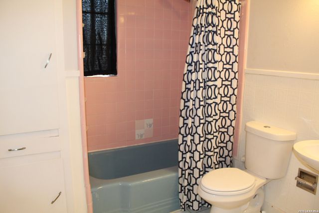 202 Senisa, San Antonio, TX 78228