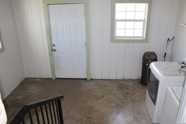 202 Senisa, San Antonio, TX 78228