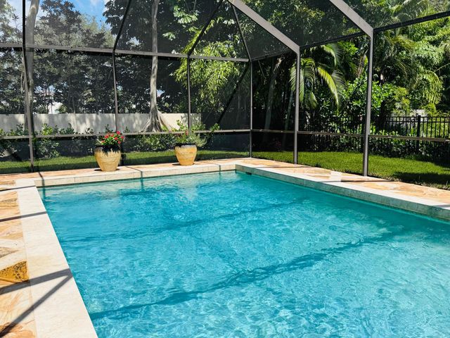 1985 Parkside Circle S, Boca Raton, FL 33486