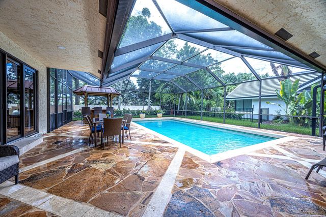 1985 Parkside Circle S, Boca Raton, FL 33486