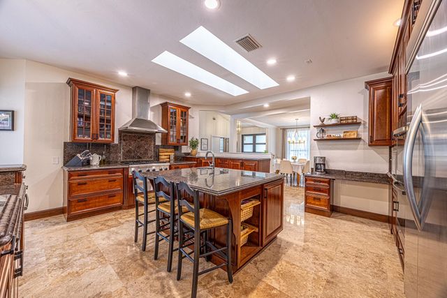1985 Parkside Circle S, Boca Raton, FL 33486