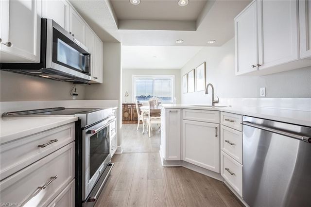 1302 CHESAPEAKE AVE # A3, Naples, FL 34102