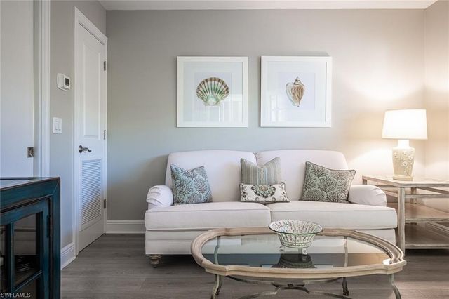 1302 CHESAPEAKE AVE # A3, Naples, FL 34102