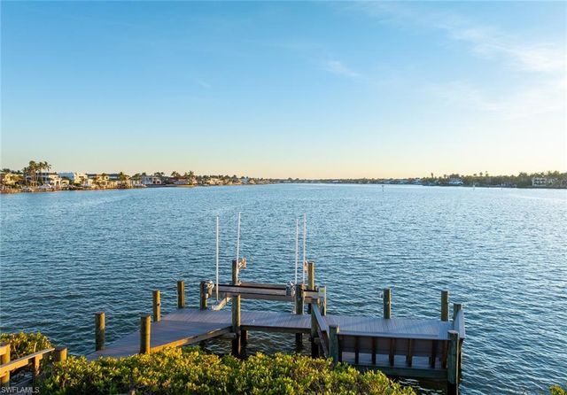 1302 CHESAPEAKE AVE # A3, Naples, FL 34102