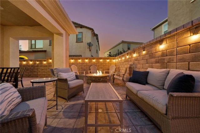 24202 Arroyo Spring, Valencia, CA 91354