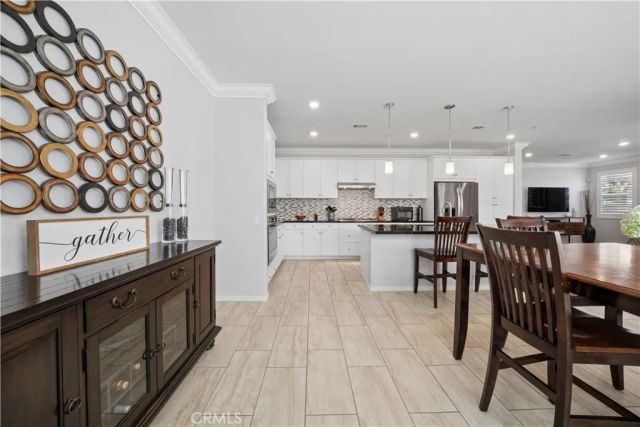 24202 Arroyo Spring, Valencia, CA 91354