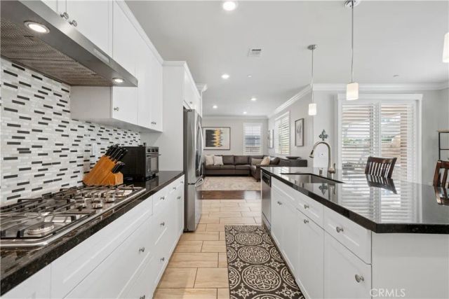 24202 Arroyo Spring, Valencia, CA 91354