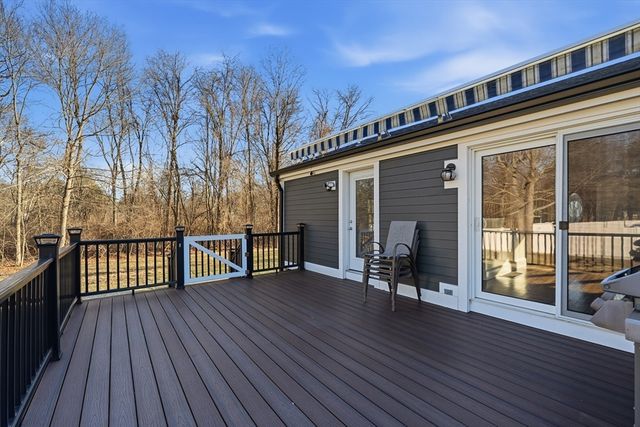 20 Mulhall Dr, Ashland, MA 01721