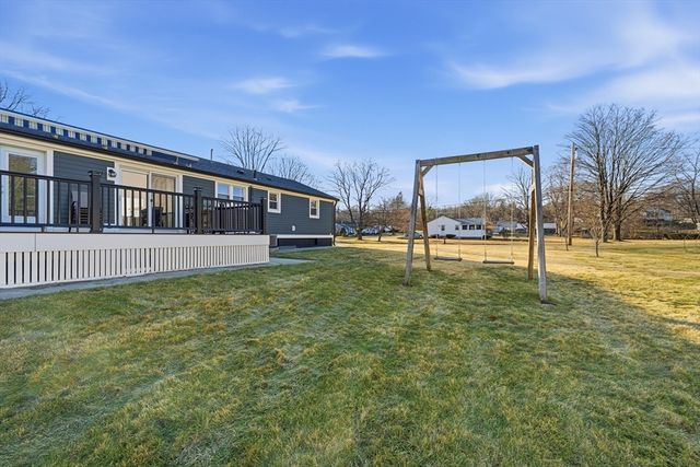 20 Mulhall Dr, Ashland, MA 01721