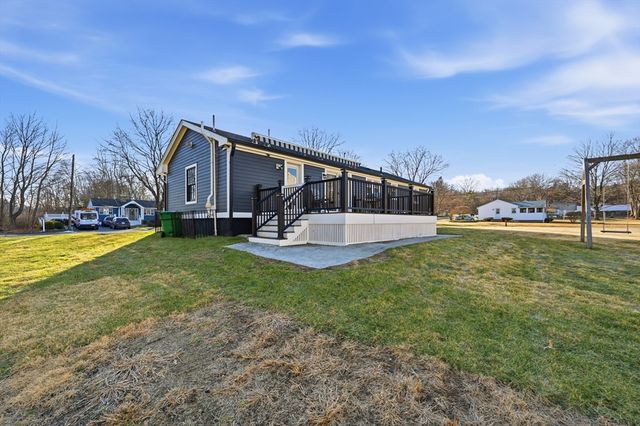 20 Mulhall Dr, Ashland, MA 01721