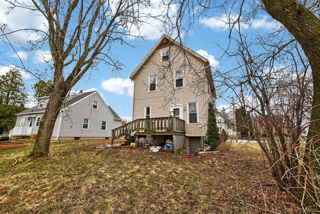1326 Midland AVENUE, Kewaskum, WI 53040