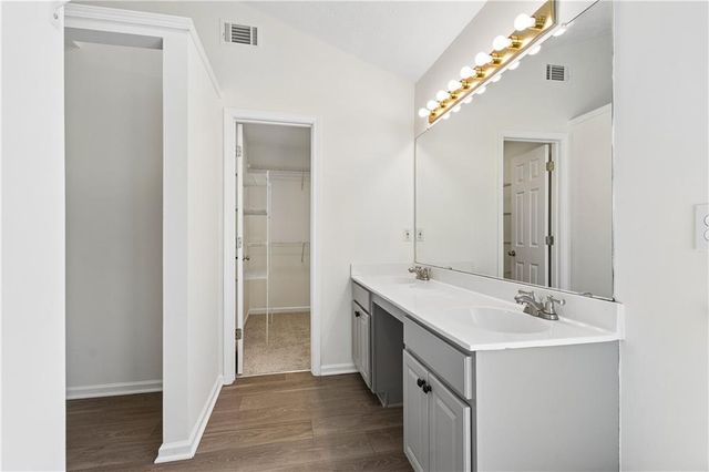 390 Manor Glen Drive, Suwanee, GA 30024