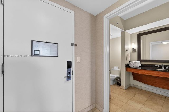 18001 Collins Avenue 2101, Sunny Isles Beach, FL 33160