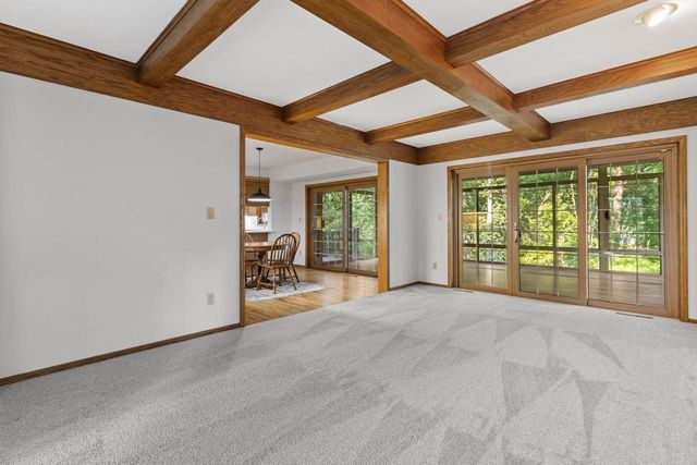 W278N2760 Rocky Point ROAD, Pewaukee, WI 53072