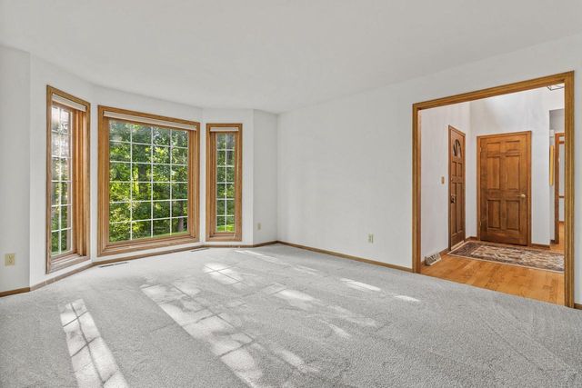 W278N2760 Rocky Point ROAD, Pewaukee, WI 53072