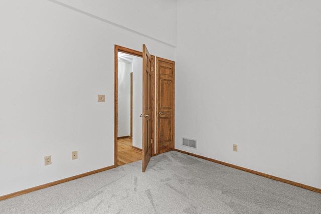 W278N2760 Rocky Point ROAD, Pewaukee, WI 53072