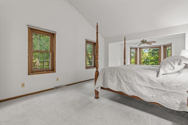 W278N2760 Rocky Point ROAD, Pewaukee, WI 53072