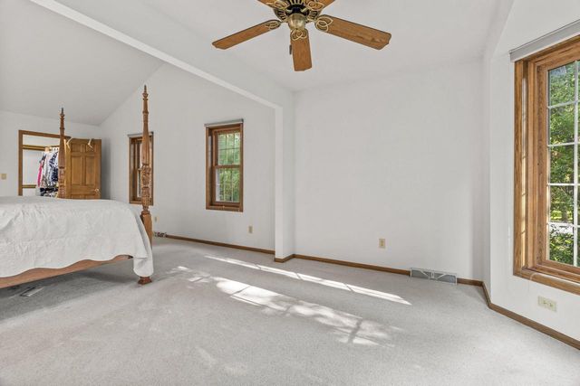 W278N2760 Rocky Point ROAD, Pewaukee, WI 53072