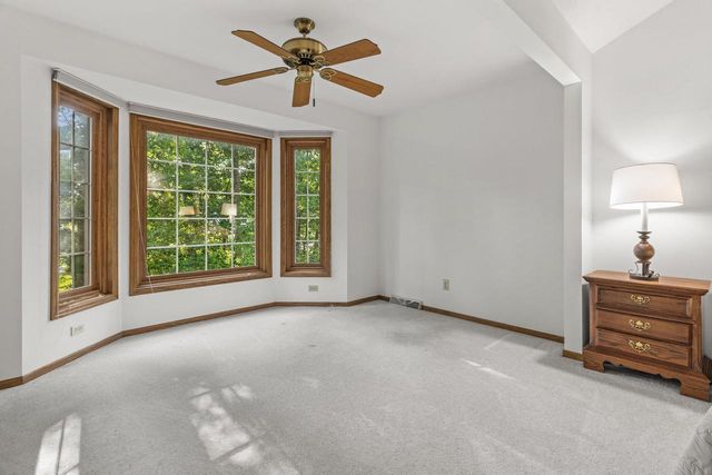 W278N2760 Rocky Point ROAD, Pewaukee, WI 53072