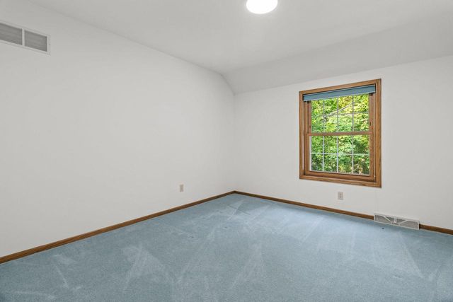 W278N2760 Rocky Point ROAD, Pewaukee, WI 53072