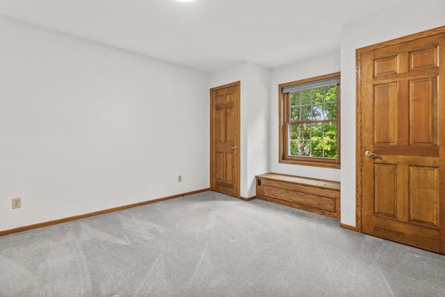 W278N2760 Rocky Point ROAD, Pewaukee, WI 53072