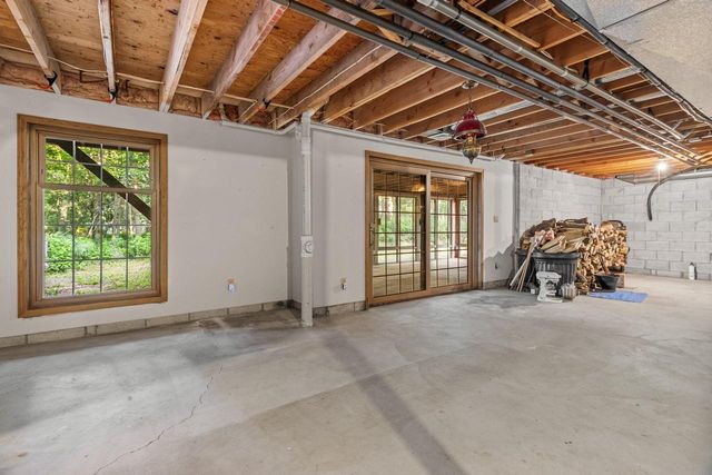 W278N2760 Rocky Point ROAD, Pewaukee, WI 53072