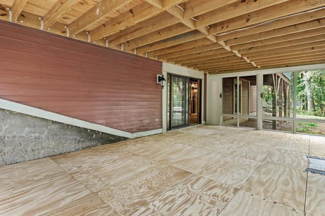 W278N2760 Rocky Point ROAD, Pewaukee, WI 53072
