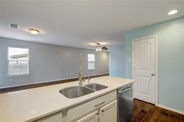 261 New Bridge DR, Kyle, TX 78640