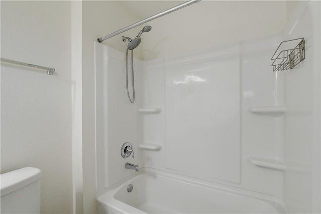 261 New Bridge DR, Kyle, TX 78640