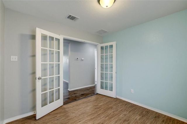 261 New Bridge DR, Kyle, TX 78640