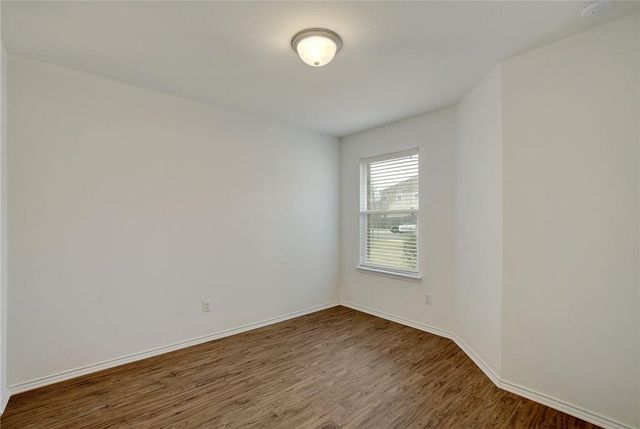 261 New Bridge DR, Kyle, TX 78640