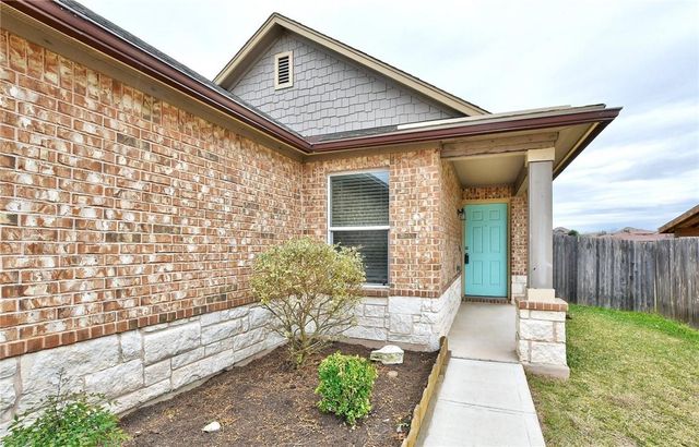 261 New Bridge DR, Kyle, TX 78640