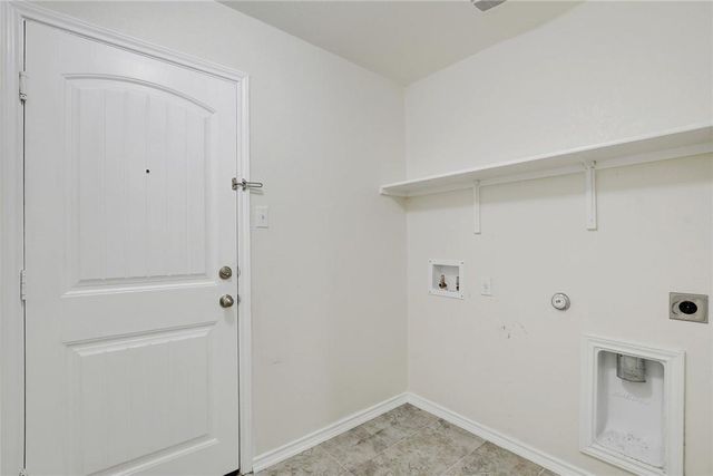 261 New Bridge DR, Kyle, TX 78640