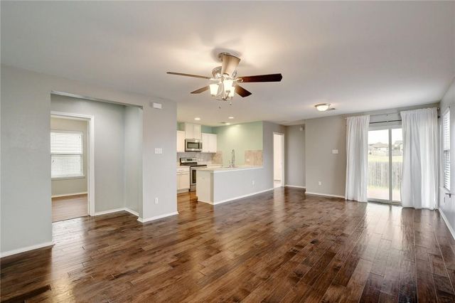 261 New Bridge DR, Kyle, TX 78640