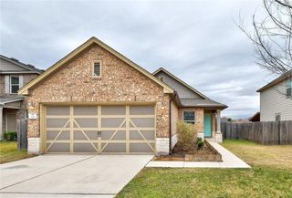 261 New Bridge DR, Kyle, TX 78640