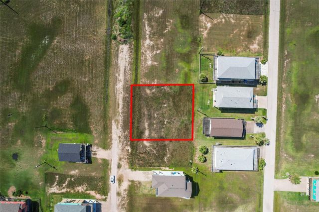 13226 Buccaneer Parkway, Freeport, TX 77541