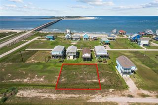 13226 Buccaneer Parkway, Freeport, TX 77541