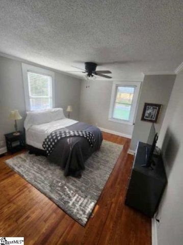 7 Haynes Street, Greer, SC 29650